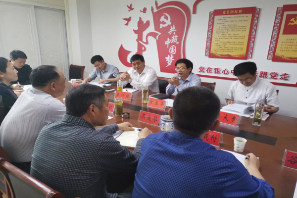 含山縣人大常委會(huì)開展醫(yī)療保障.png